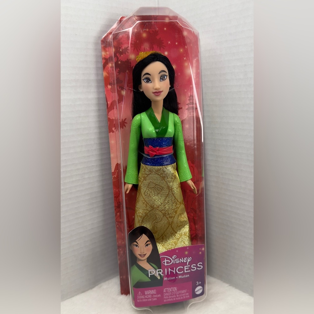 Mattel Disney Princess Barbie Doll - MULAN brand NEW 11-inch